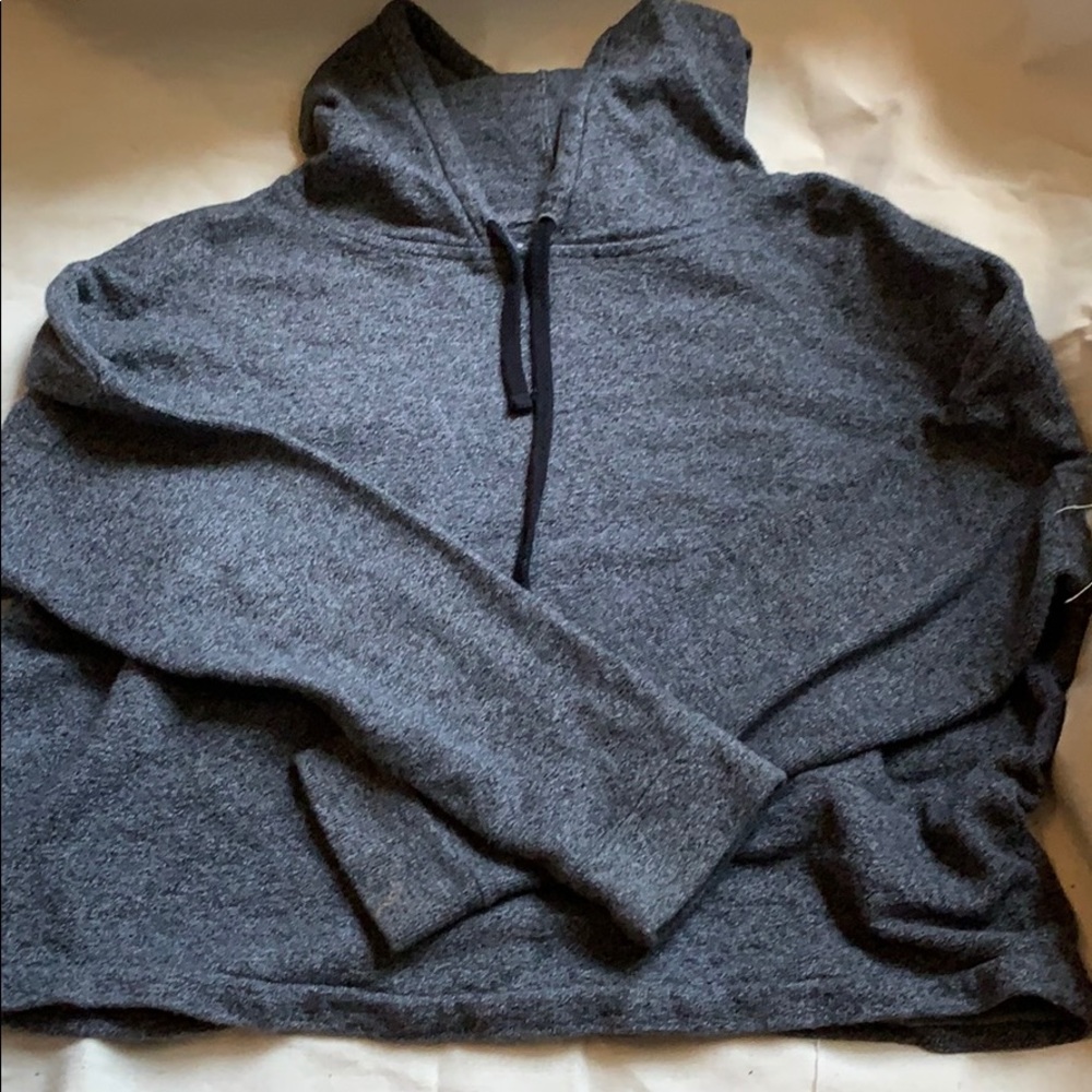 grey semi-cropped sweatshirt